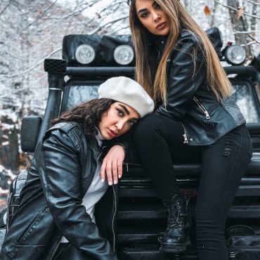 Comment bien porter un blouson en cuir pour femme